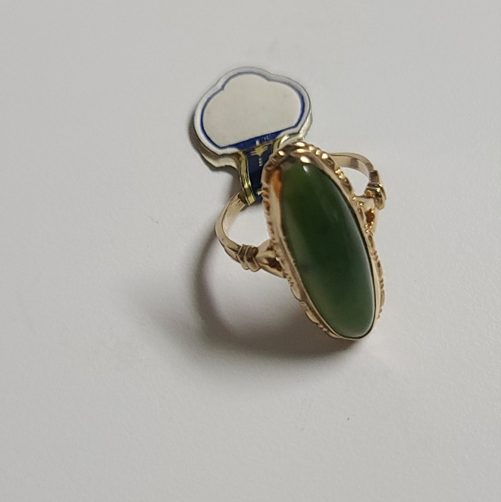 10kt gf jade ring